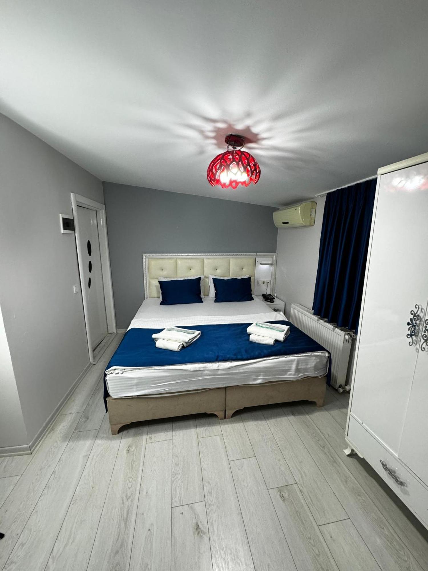 Taksim Istiklal Suites Estambul Exterior foto