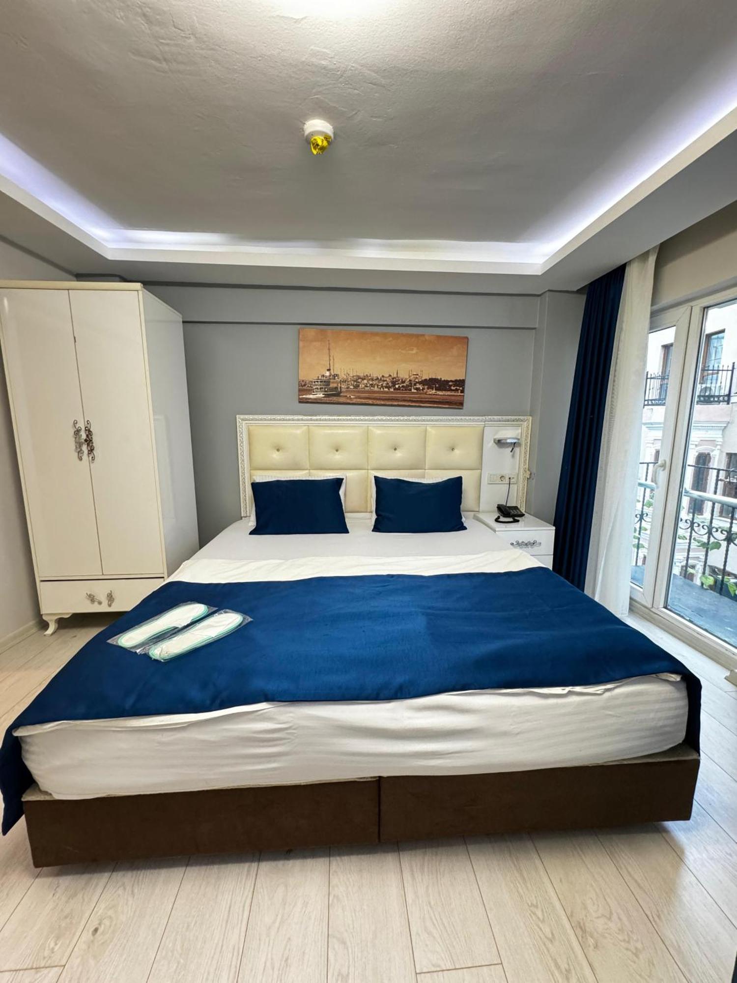 Taksim Istiklal Suites Estambul Exterior foto