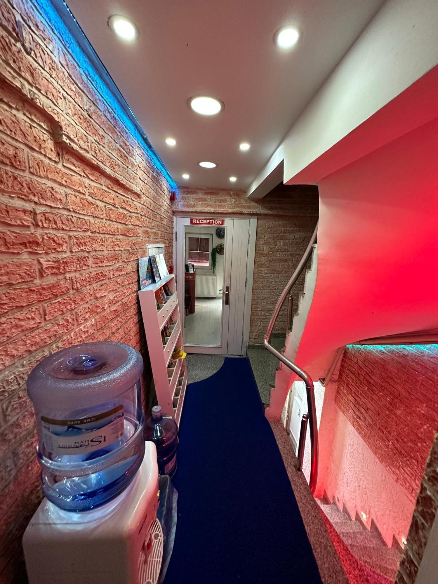 Taksim Istiklal Suites Estambul Exterior foto